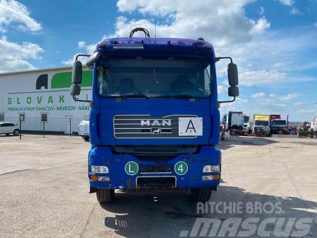 MAN TGA 26.440 6X4 for containers with crane vin 874 Hook lift trucks