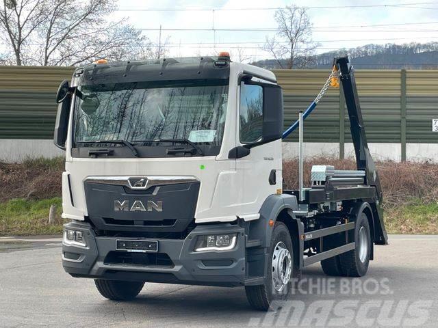 MAN TGM 18.320 4x2 Euro 6e Hyva Absetzkipper Demountable trucks