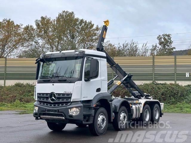 Mercedes-Benz 3546 8x4 Hyva Euro6e Hook lift trucks