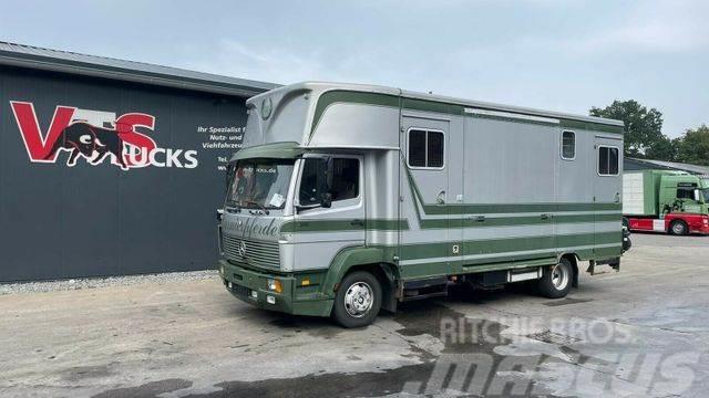 Mercedes-Benz 817 Niehoffaufbau mit Küche Sitzecke 3 Pferde Livestock carrying trucks