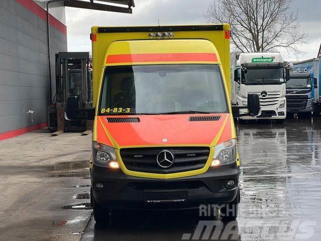 Mercedes-Benz Sprinter 519 CDI Rettungswagen Emergency vehicles