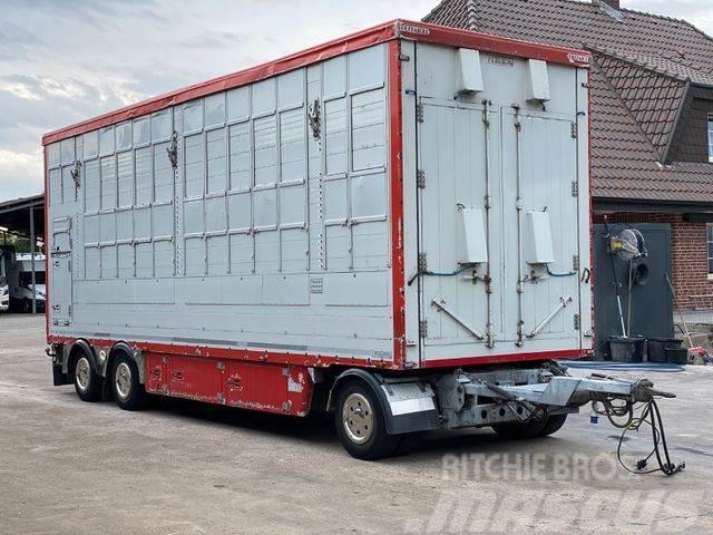 Pezzaioli RBA 31 3.Stock m. Hubdach &amp; Tränke Livestock carrying trailers