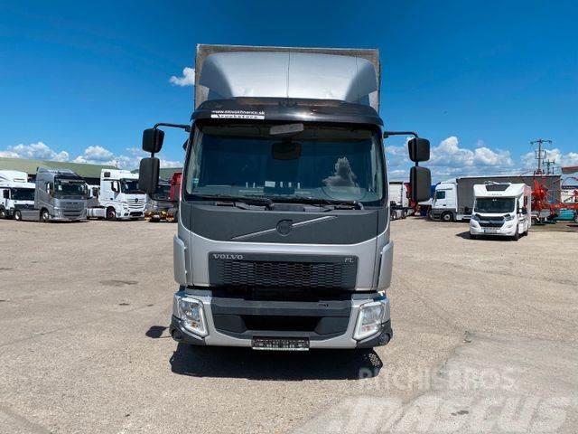 Volvo FL 250 with plane and sides vin 125 Tautliner/curtainside trucks
