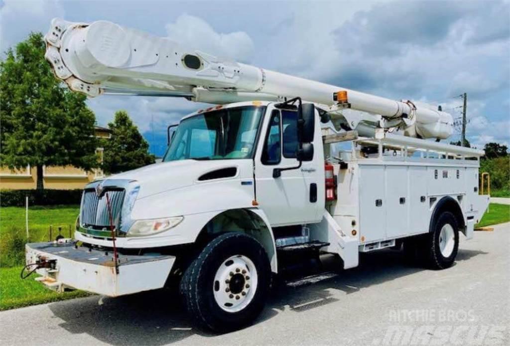 Altec AM55MH Truck mounted aerial platforms