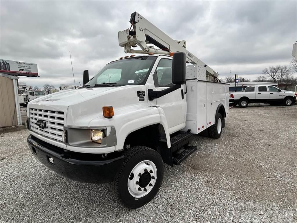 Chevrolet C4500 Service body Truck mounted aerial platforms