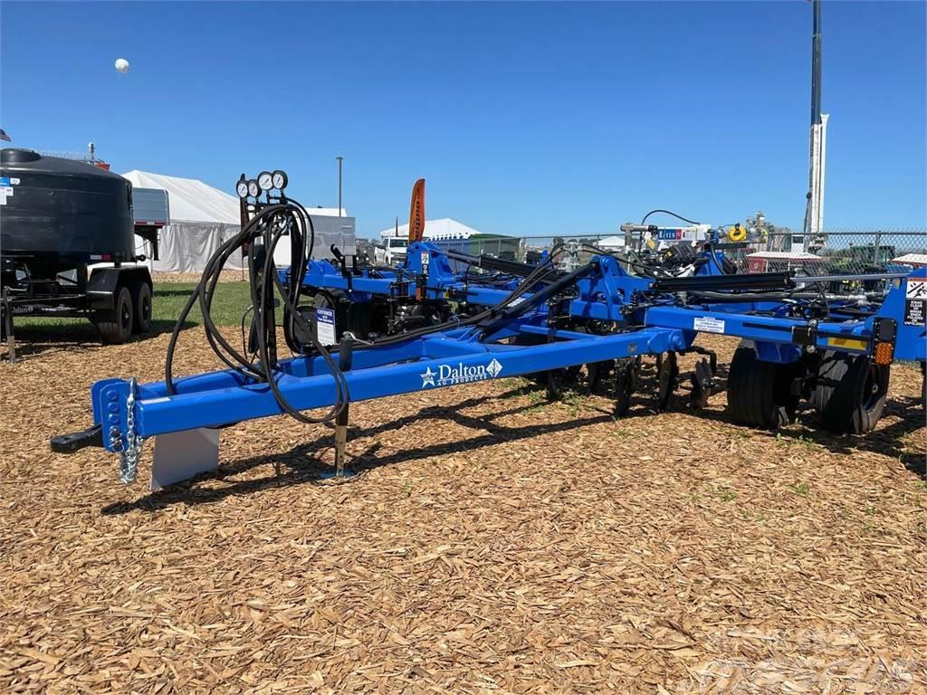 Dalton Ag Products DW7240 Mineral spreaders