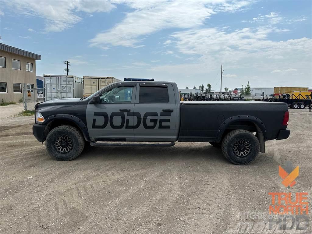 Dodge Ram 2500 Flatbed/Dropside trucks