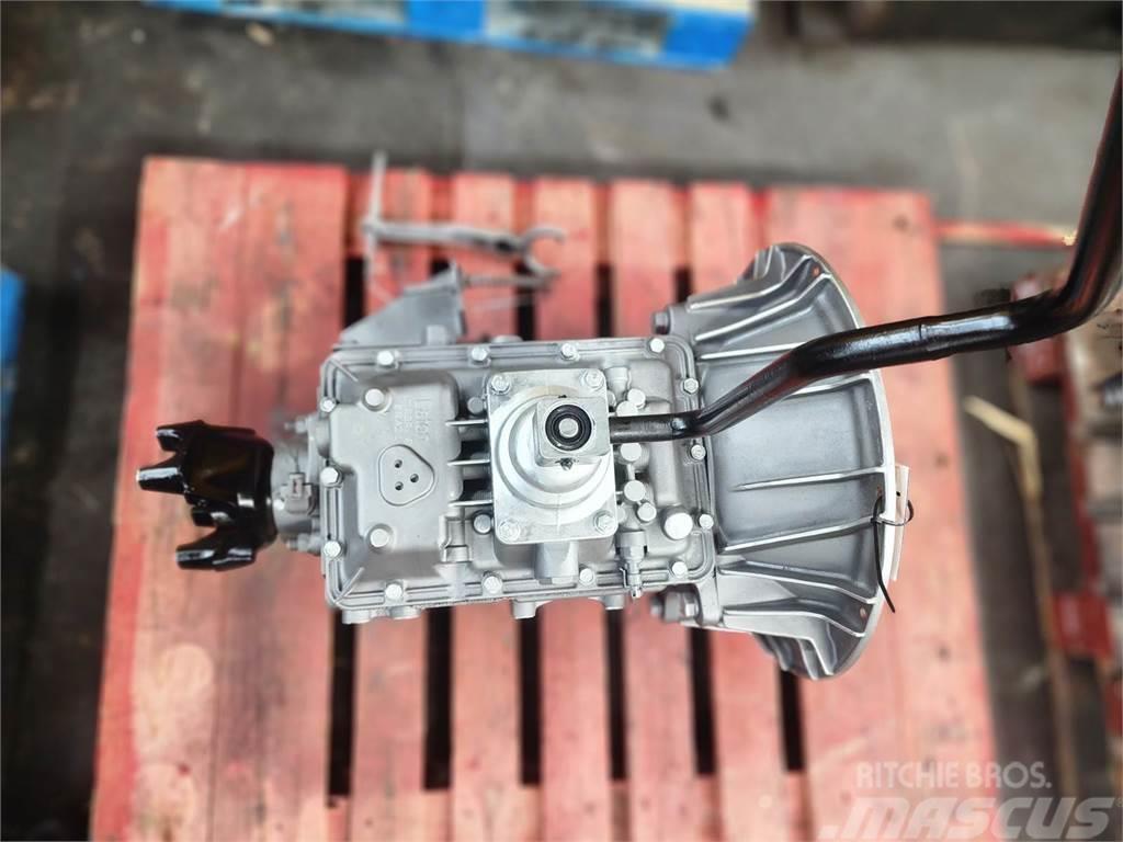  Eaton-Fuller FS5205A Gearboxes