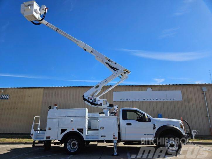 Ford F-550 Truck mounted aerial platforms