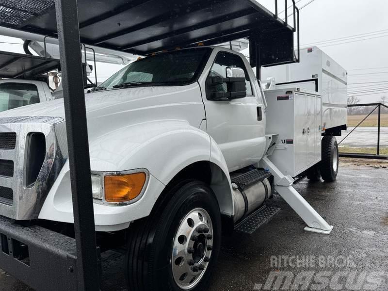 Ford F-750 Truck mounted aerial platforms