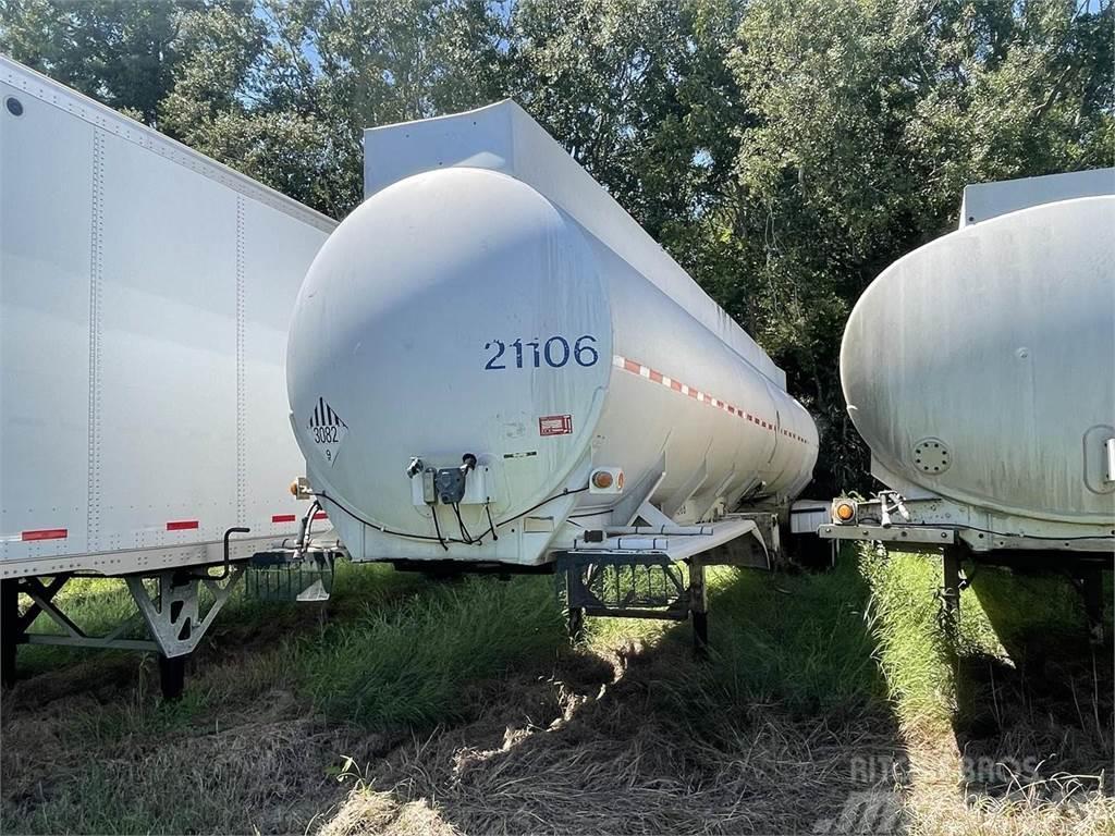 Fruehauf NON CODE 9000 GALLONS SINGLE COMPARTMENT Tanker trailers