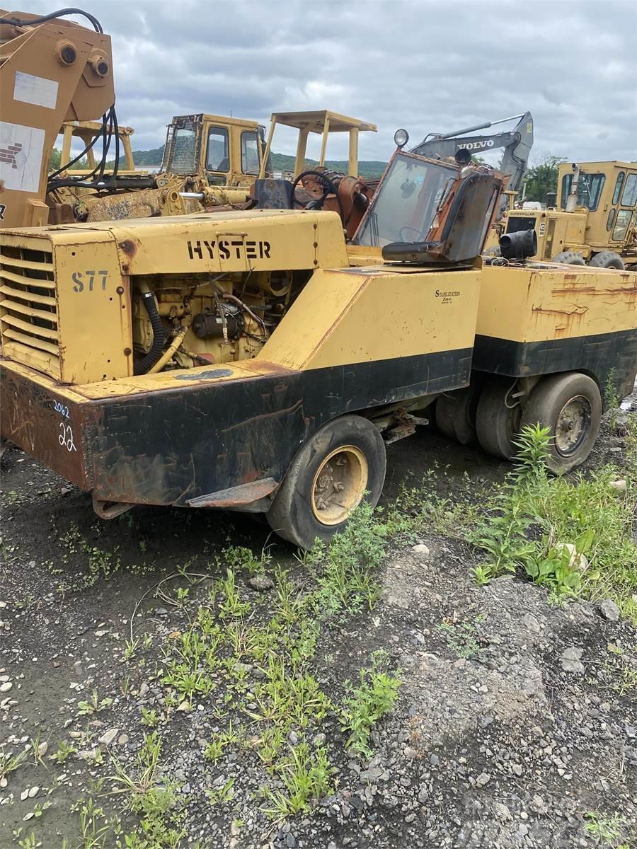 Hyster C530A Pneumatic tired rollers