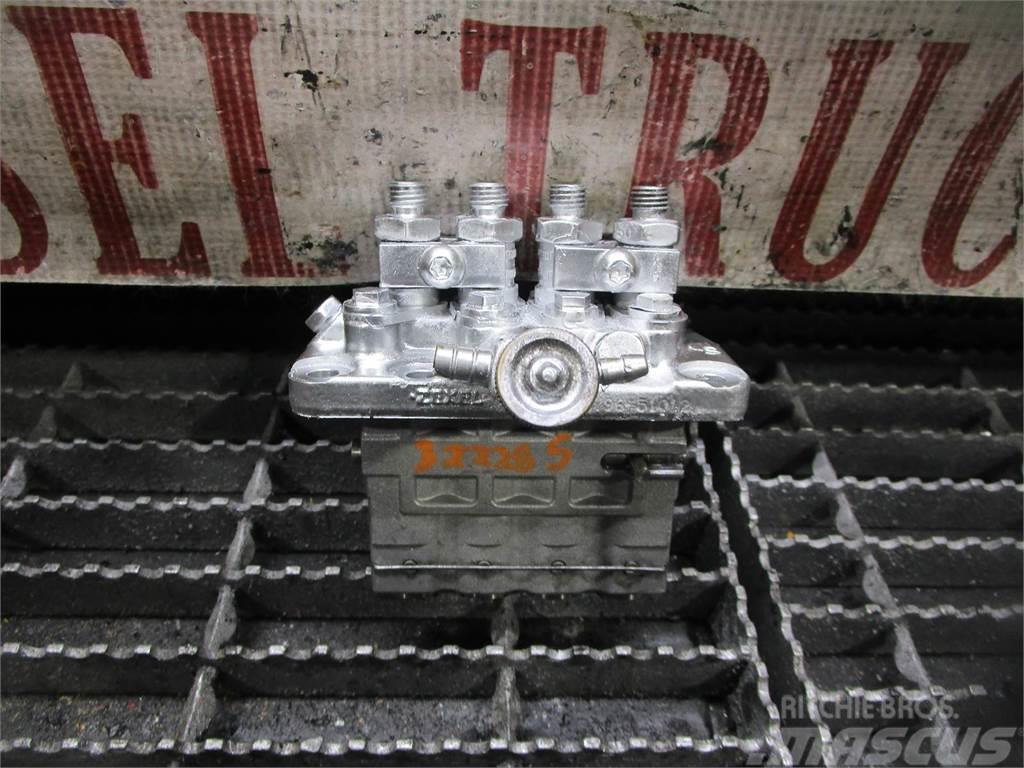 Kubota V2203 Industrial engines