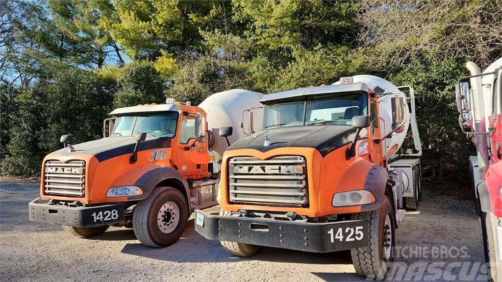 Mack Granite GU813 Concrete trucks