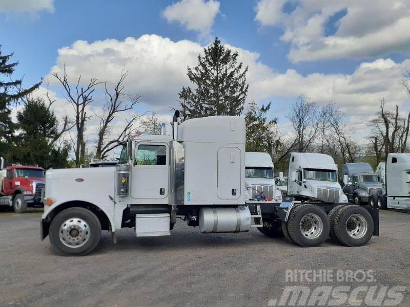 Peterbilt 379 Truck Tractor Units