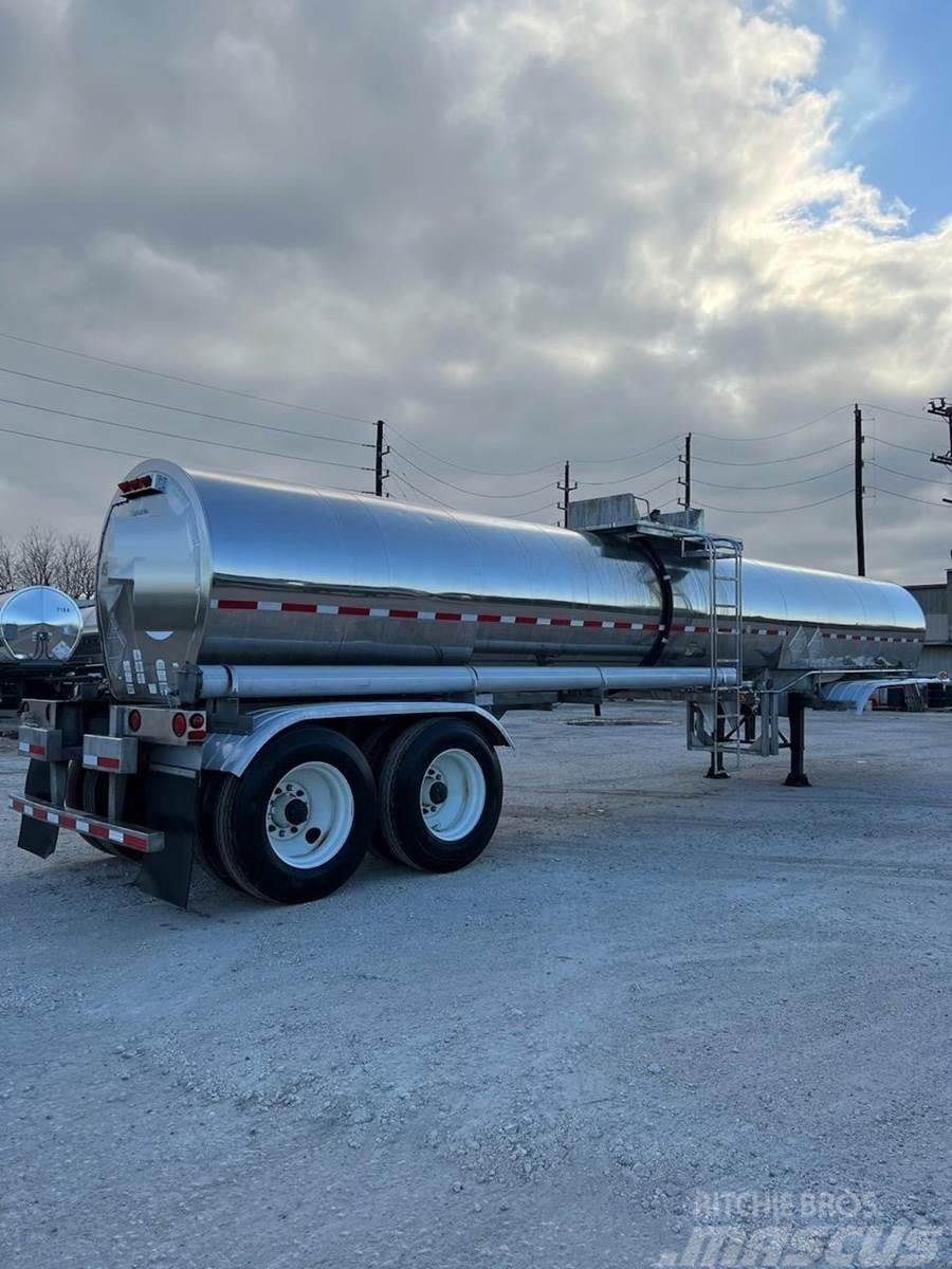 Polar 3600 GALLON - STAINLESS - REAR DISCHARGE Tanker trailers
