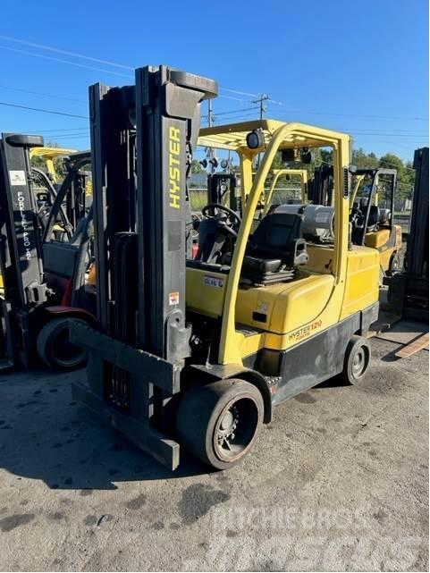 Hyster Company S120FT Other