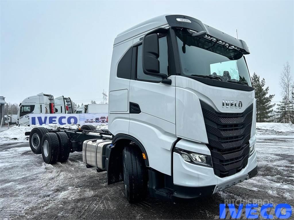 Iveco X-WAY Chassis Cab trucks