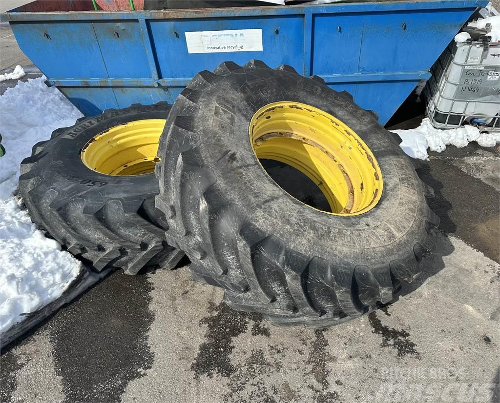  650/85X38 Tyres, wheels and rims
