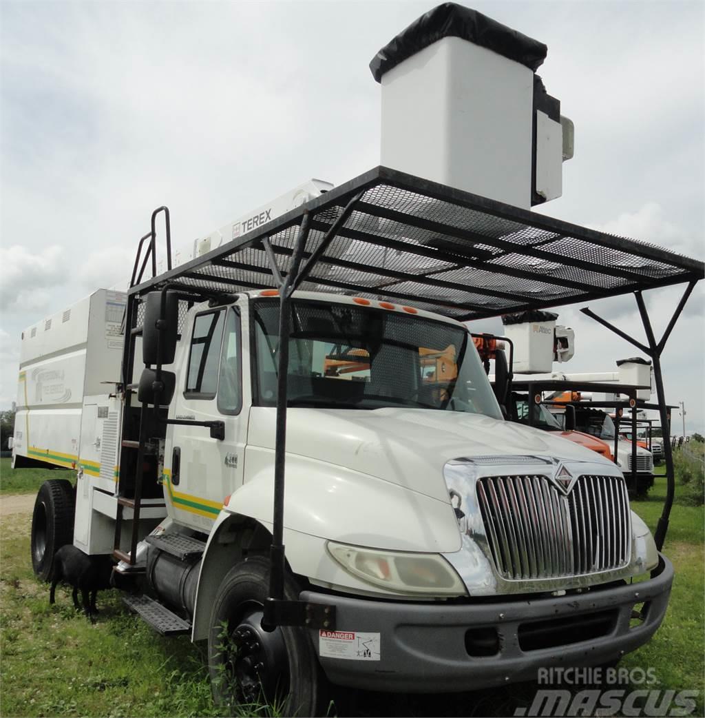  INTERNATIONAL/ Terex 4300/ XT55 Truck mounted aerial platforms
