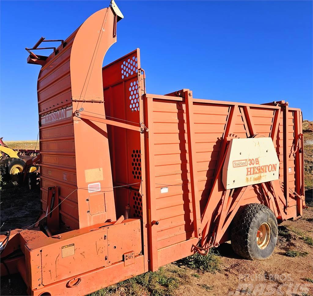 Hesston Stack Hand 30 B Belt Driven Hay Stacker Wrappers