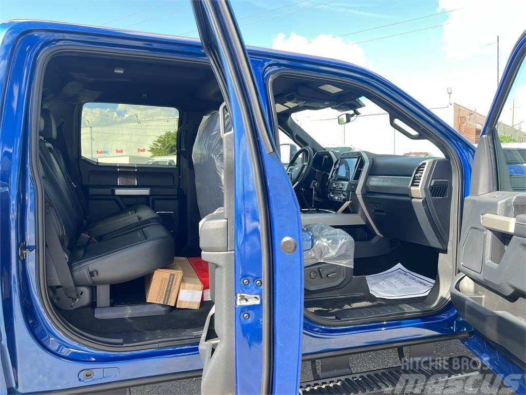 Ford F-550 Lariat Crew Cab Recovery vehicles