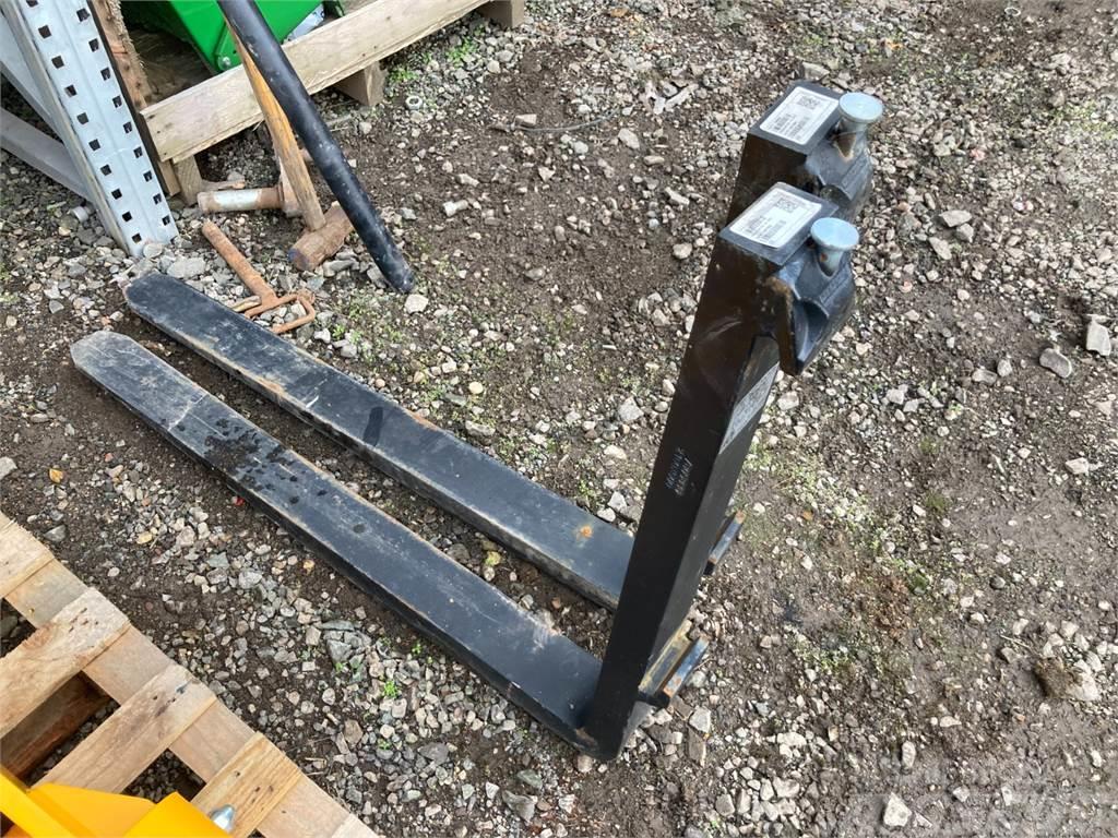 JCB Pallet Tines Other farming machines
