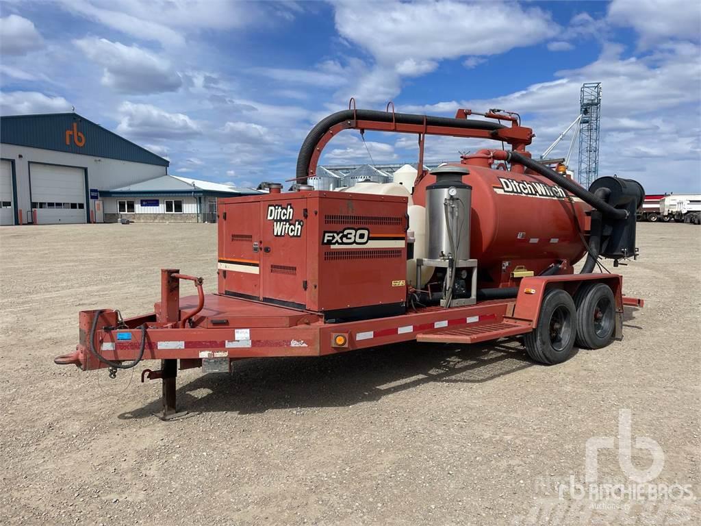 Ditch Witch FX30 Tanker trailers