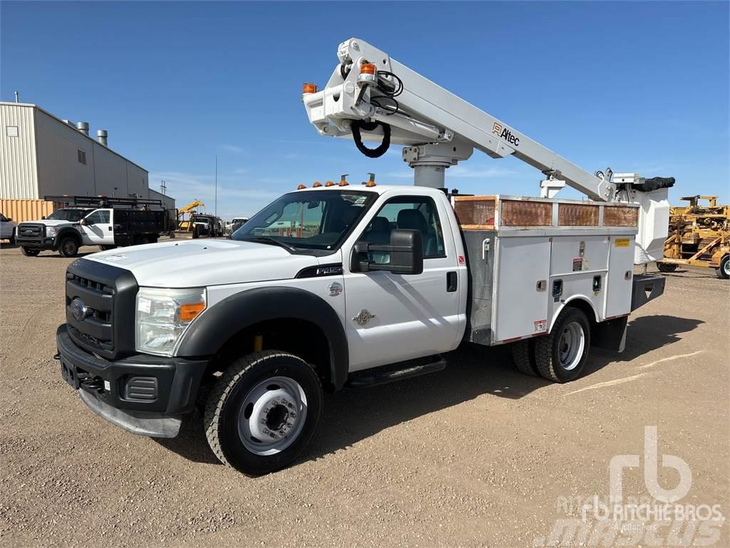 Ford F-450 Trailer mounted aerial platforms