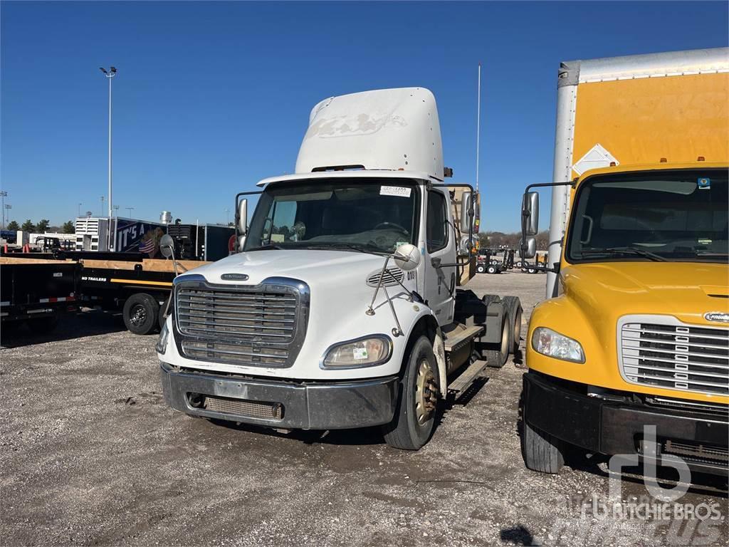 Freightliner M2112 Truck Tractor Units
