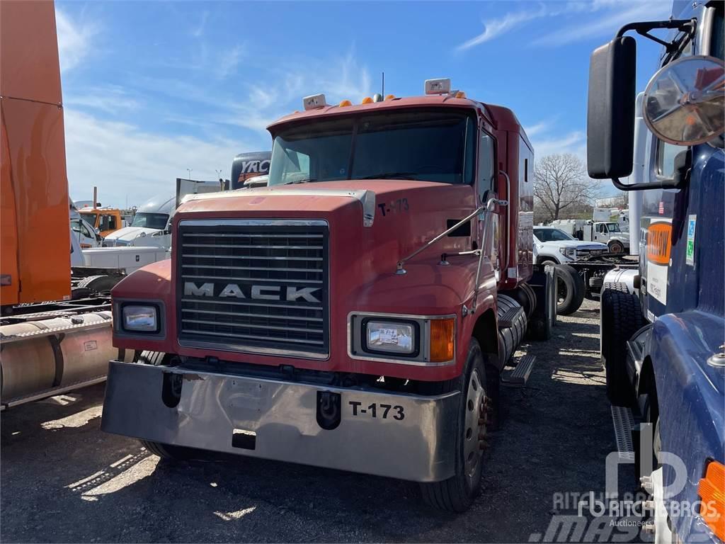 Mack CHN613 Truck Tractor Units