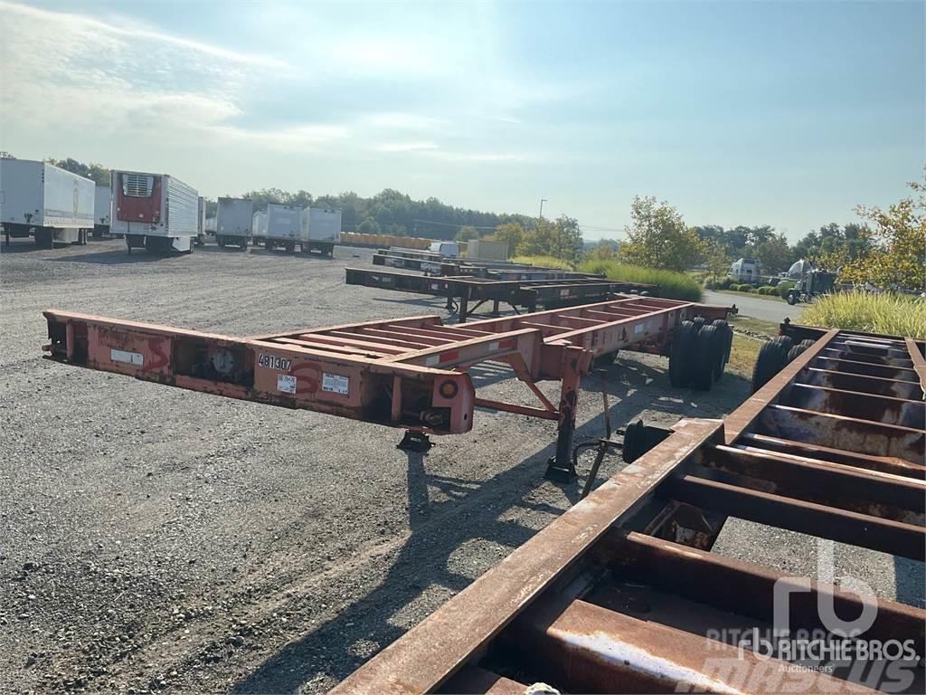  MONON 30 ft T/A Gooseneck Containerframe/Skiploader semi-trailers