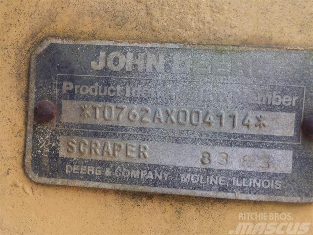John Deere 762A Scrapers