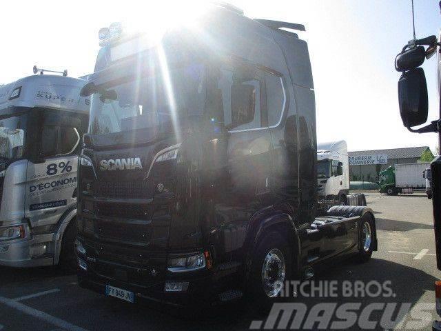 Scania S 590 A4x2NB Truck Tractor Units