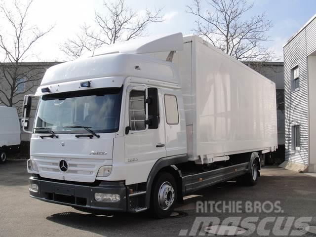 Mercedes-Benz 1223 Atego BDF mit Wechselmöbelkoffer Containerframe/Skiploader trucks