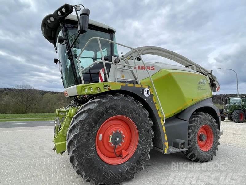 CLAAS JAGUAR 930 - STAGE V Self-propelled foragers
