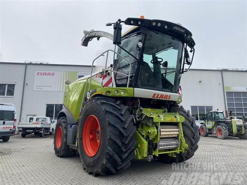 CLAAS JAGUAR 970 - STAGE V Self-propelled foragers