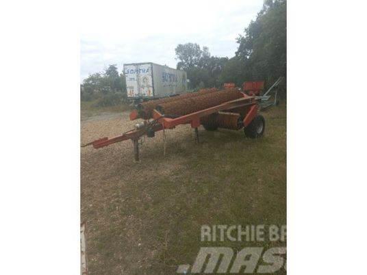Agram RC830 Farming rollers