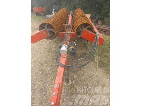 Agram RC830 Farming rollers