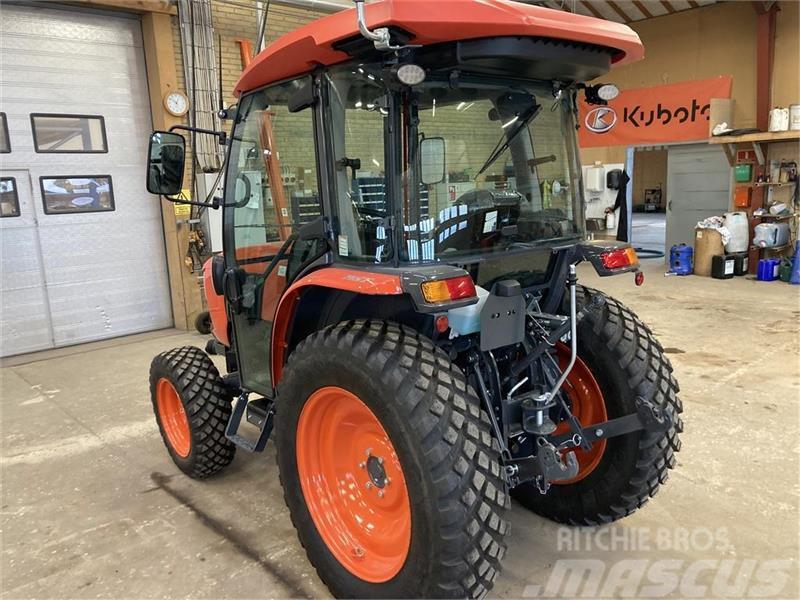 Kubota L2-452 Compact tractors