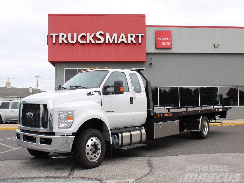 Ford F650 Recovery vehicles