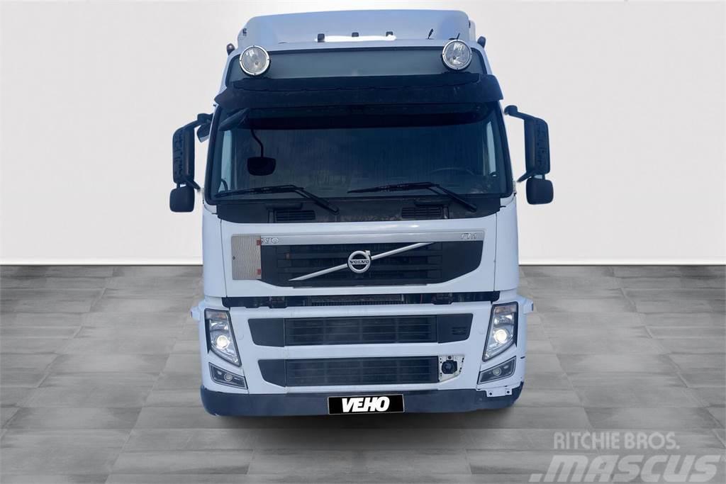 Volvo FM330 Globe kokosivuaukeva Van Body Trucks