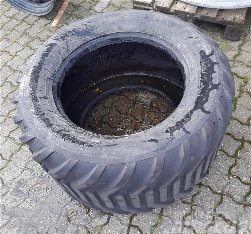 BKT 500/45-22.5 Tyres, wheels and rims