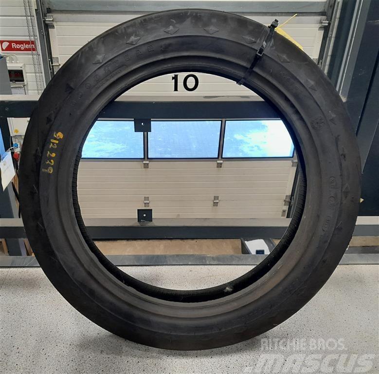 Goodyear 4.00-19 Tyres, wheels and rims